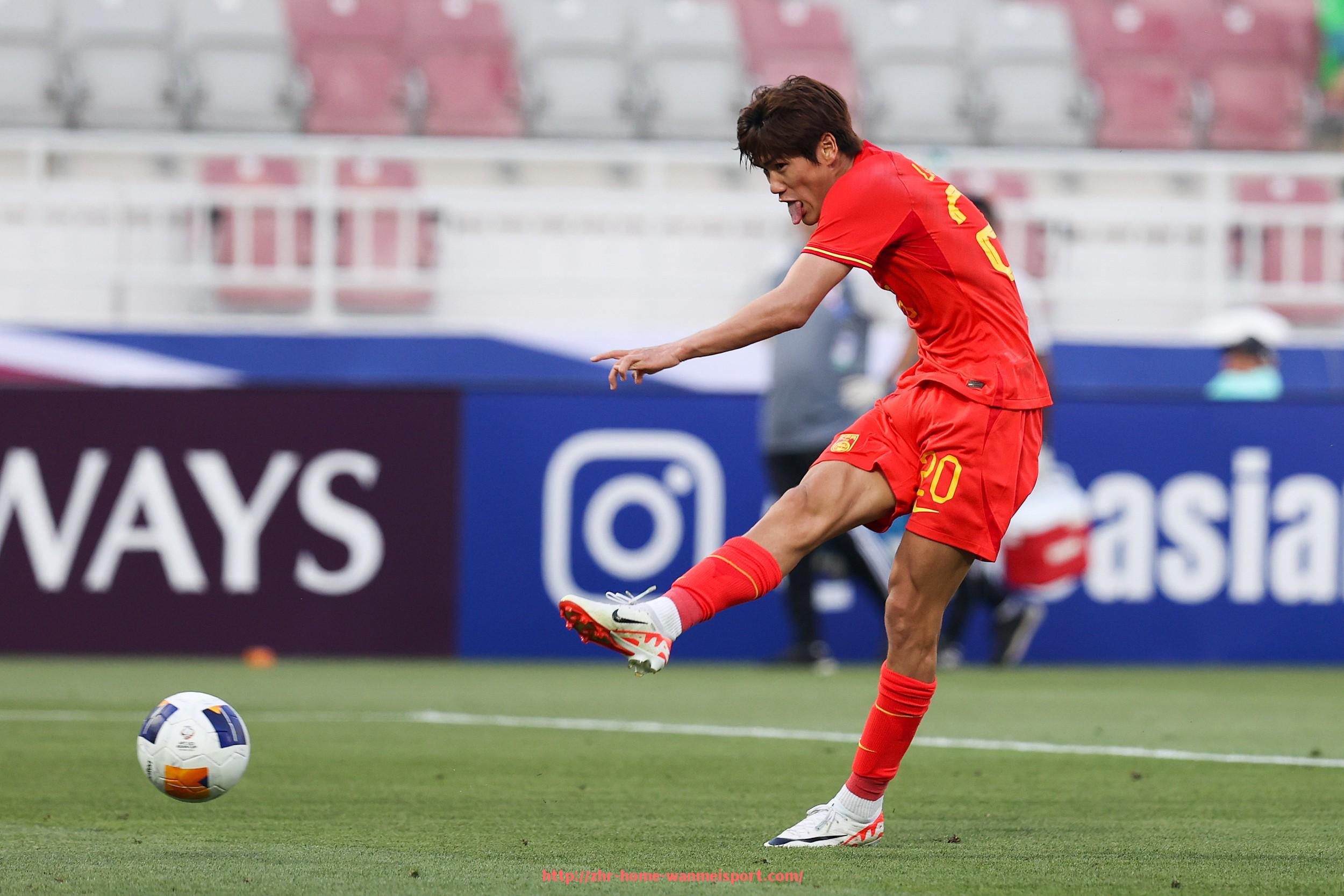 完美体育官方网站-英超球风硬朗的球员盘点及比赛风格分析